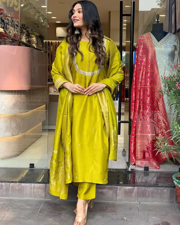Mustard_Yellow_Cotton_Embroidered_Kurta_Set_For_Women