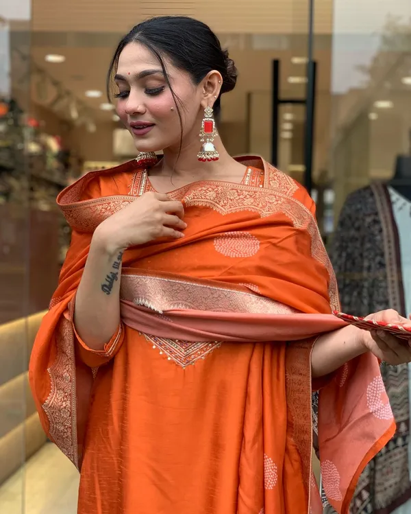 Orange_Cotton_Embroidered_Straight_Kurta_Set_For_Women