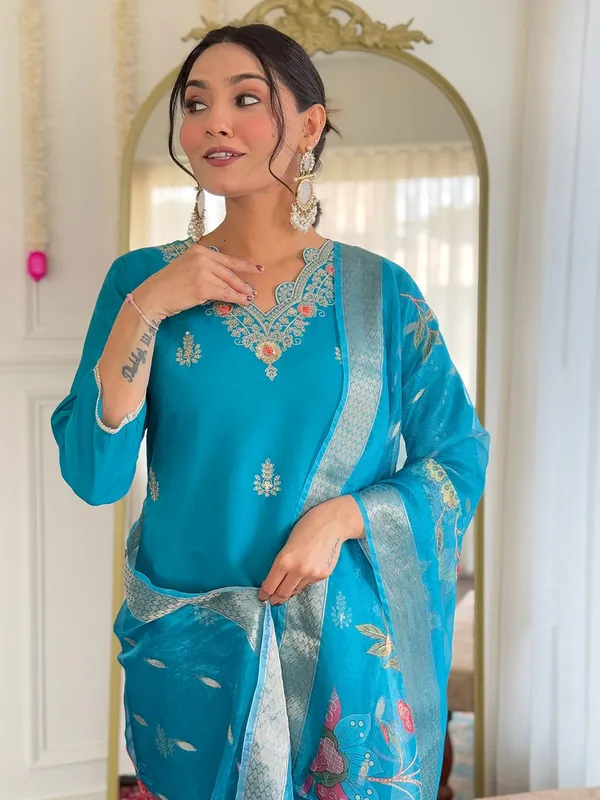 Blue_Cotton_Embroidered_Kurta_Set_With_Dupatta_For_Women