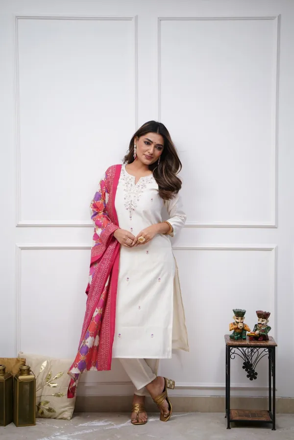 White_Cotton_Embroidered_Kurta_Set_With_Dupatta_For_Women