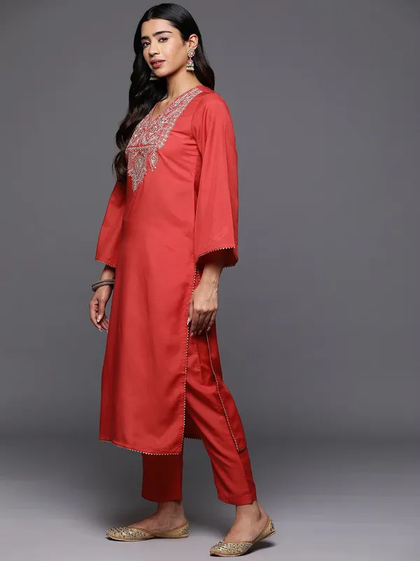 501-Red-Varni_House