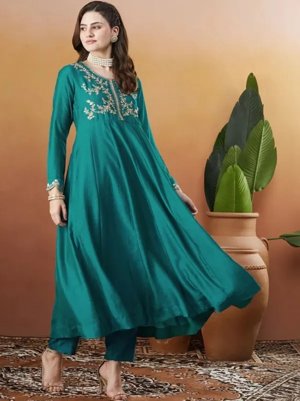 503-Blue-Varni_House