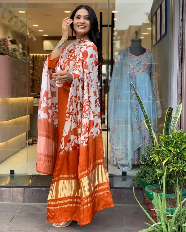 Orange_Cotton_Floral_Embroidered_Kurta_Set_For_Women
