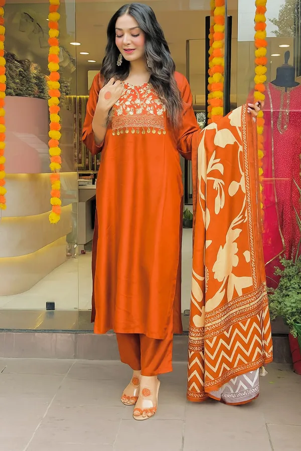 Orange_Cotton_Embroidered_Kurta_Set_For_Women
