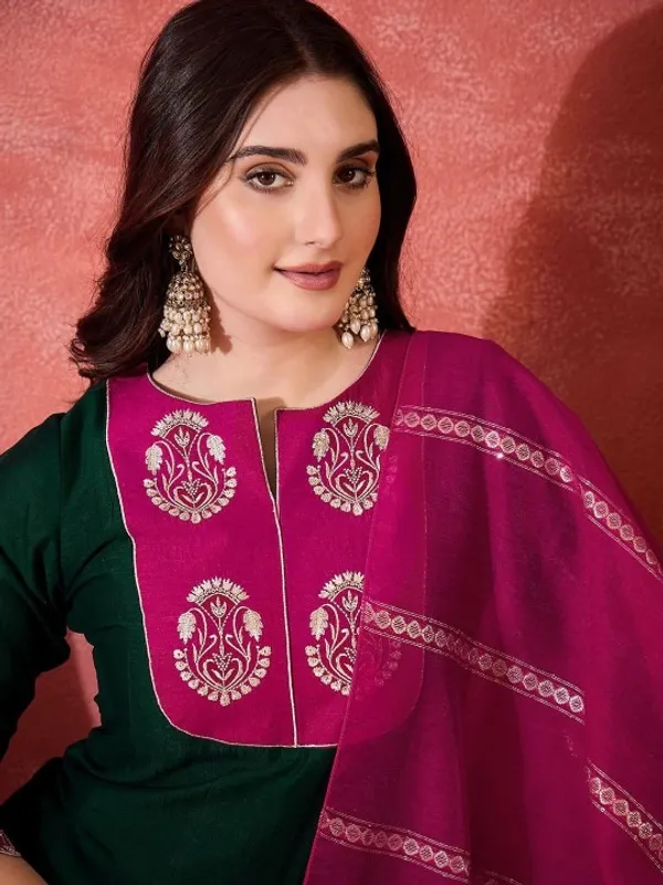 Pink_Cotton_Embroidered_Kurta_Dupatta_set_For_Women