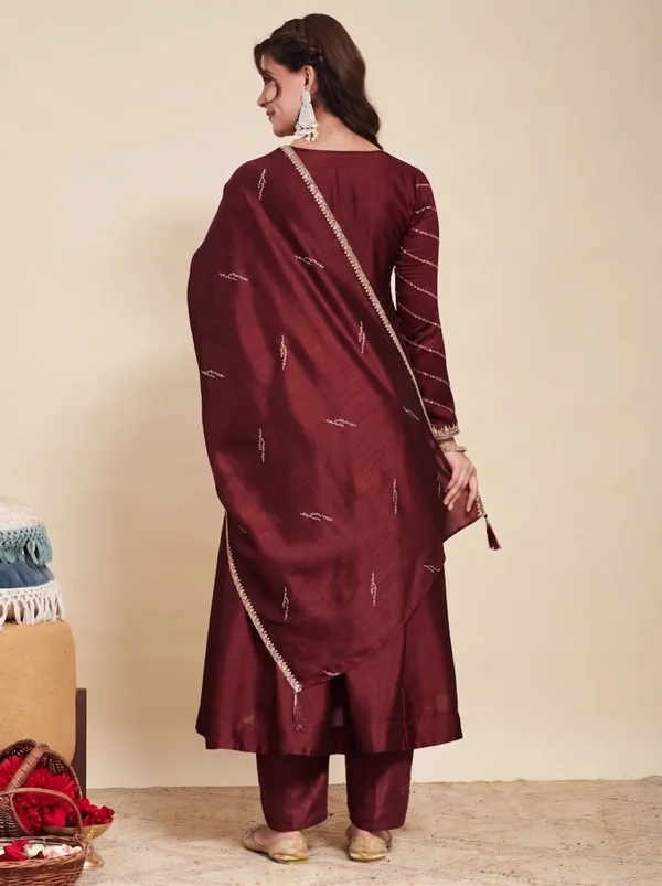 Angle-Maroon-Varni_House
