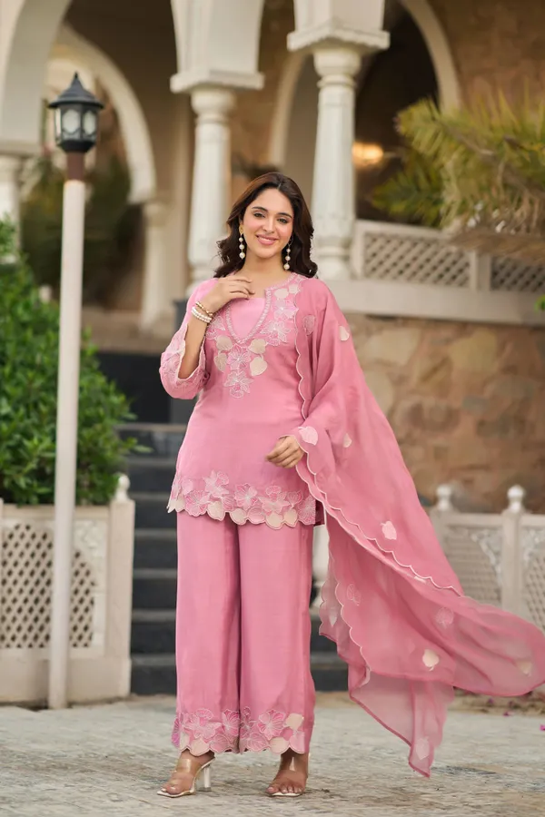 Avni_-Pink-Varni_House