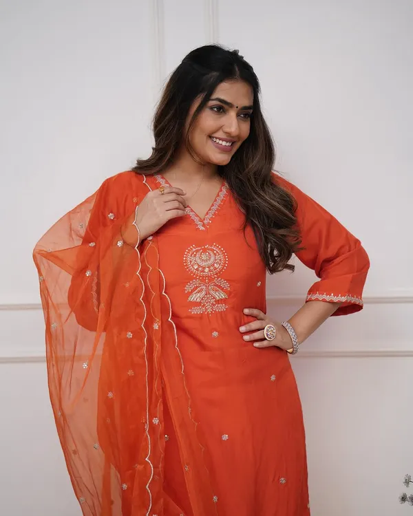 Orange_Cotton_Embroidered_Kurta_Set_For_Women