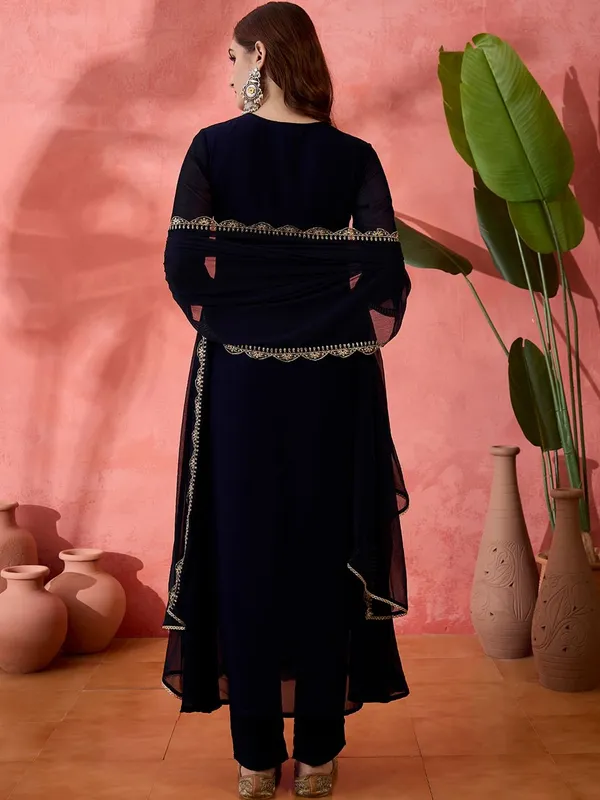 Navy_Blue_Cotton_Embroidered_Kurta_Set_For_Women