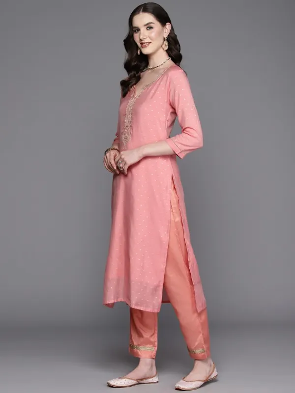 Pink_Cotton_Embroidered_Straight_Kurta_Set_For_Women
