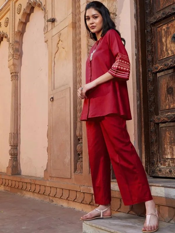 Maroon_Cotton_Embroidered_Kurta_Pant_Set_For_Women
