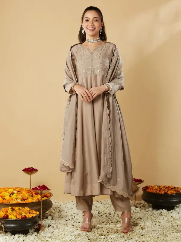 Beige_Cotton_Embroidered_Anarkali_Kurta_Set_For_Women