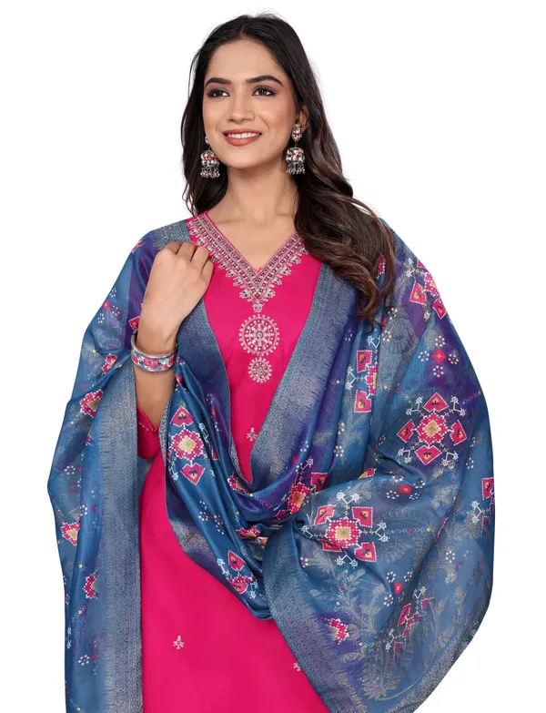 Pink_Cotton_Embroidered_Kurta_Set_With_Floral_Dupatta_For_Women
