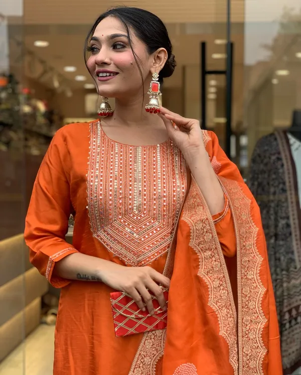 Orange_Cotton_Embroidered_Straight_Kurta_Set_For_Women