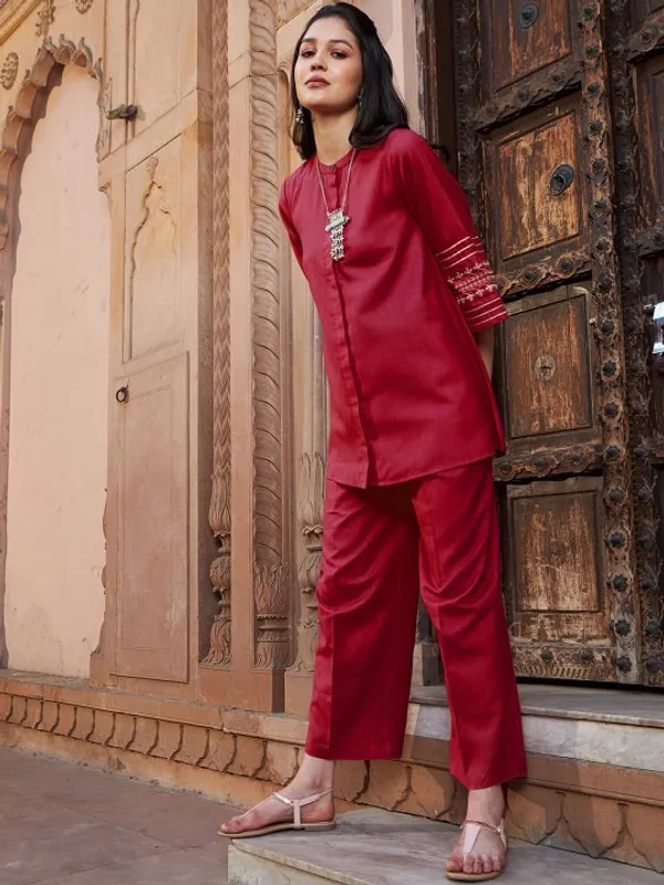 Maroon_Cotton_Embroidered_Kurta_Pant_Set_For_Women