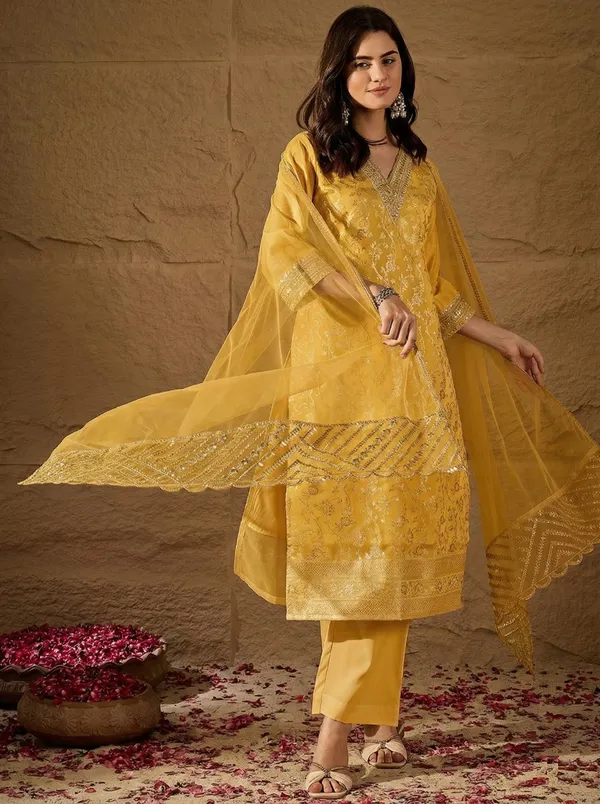 Golden-Yellow-Varni_House