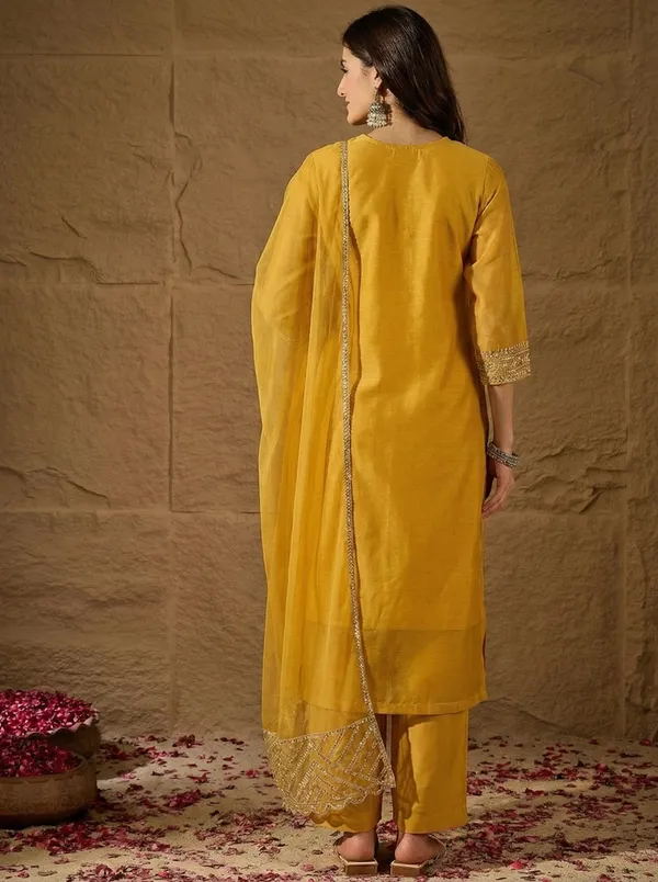 Golden-Yellow-Varni_House