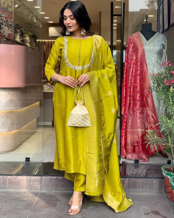 Mustard_Yellow_Cotton_Embroidered_Kurta_Set_For_Women