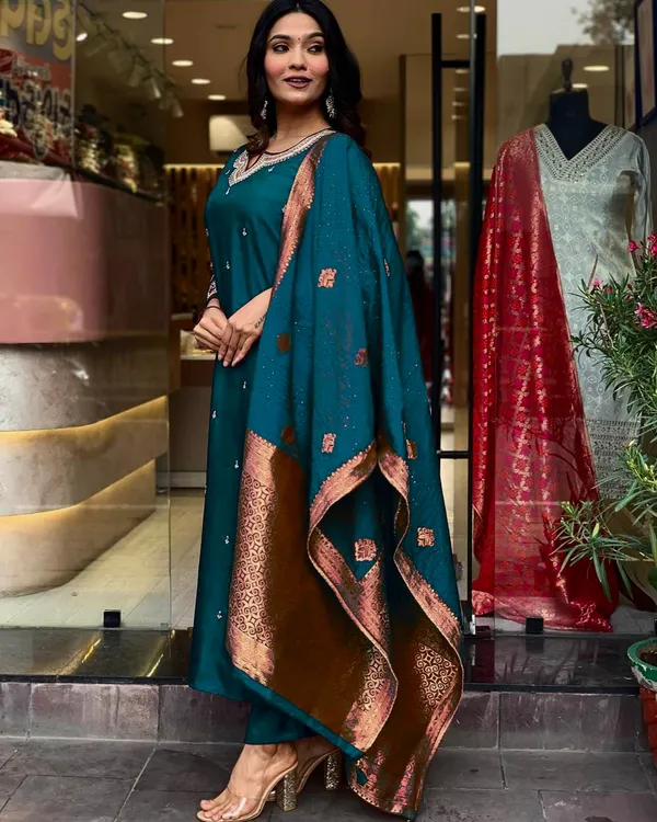 Teal_Cotton_Embroidered_Salwar_Suit_For_Women