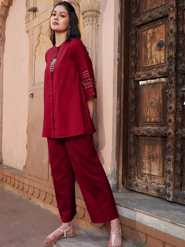 Maroon_Cotton_Embroidered_Kurta_Pant_Set_For_Women
