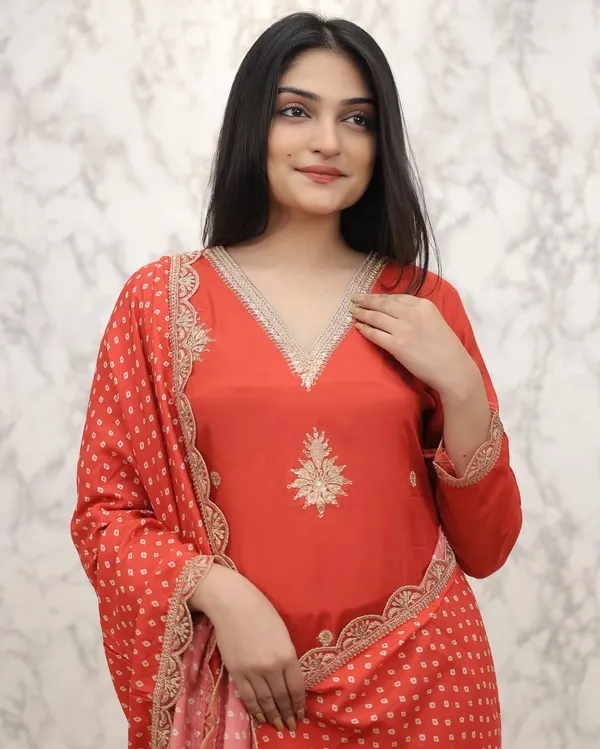 Red_Cotton_Embroidered_Kurta_Set_With_Dupatta_For_Women