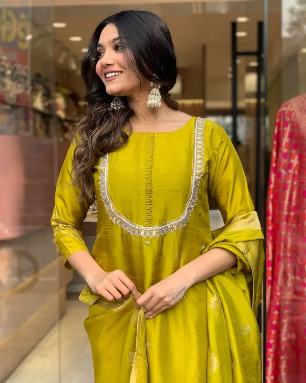 Mustard_Yellow_Cotton_Embroidered_Kurta_Set_For_Women