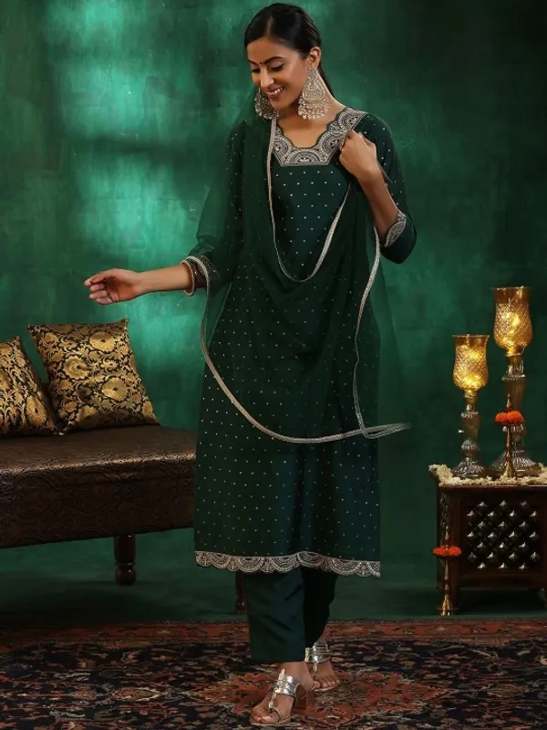 Dark_Green_Cotton_Sequin_Embellished_Kurta_Set_For_Women