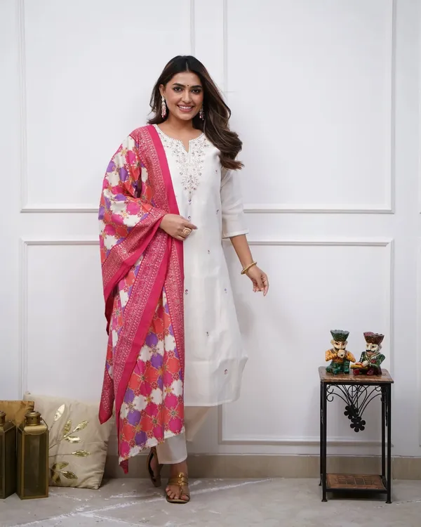 White_Cotton_Embroidered_Kurta_Set_With_Dupatta_For_Women