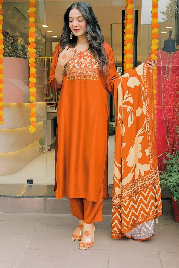 Orange_Cotton_Embroidered_Kurta_Set_For_Women