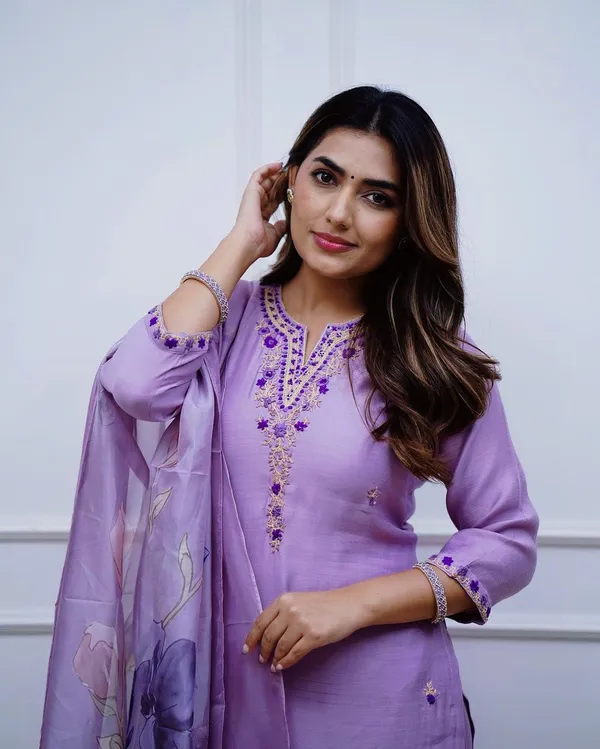 Purple_Cotton_Embroidered_Kurta_Set_For_Women