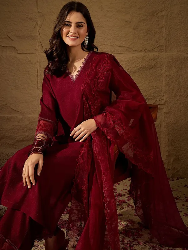 Patodi-Maroon-Varni_House