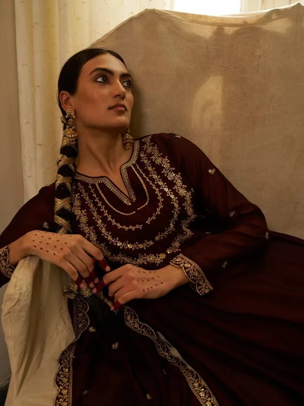 Brown_Cotton_Embroidered_Kurta_For_Women