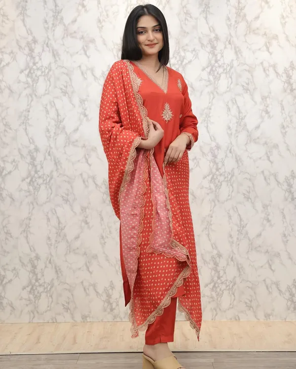 Red_Cotton_Embroidered_Kurta_Set_With_Dupatta_For_Women