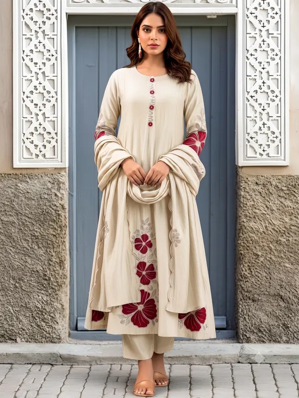 Rashili-Cream-Varni_House