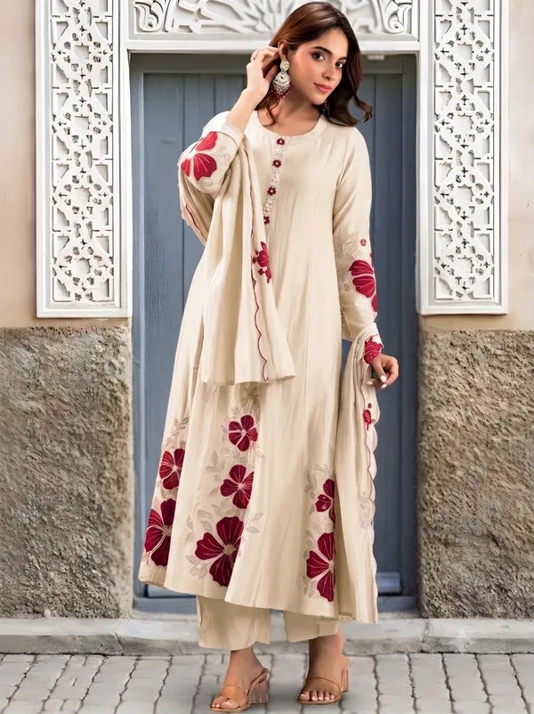 Rashili-Cream-Varni_House