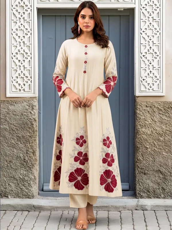 Rashili-Cream-Varni_House