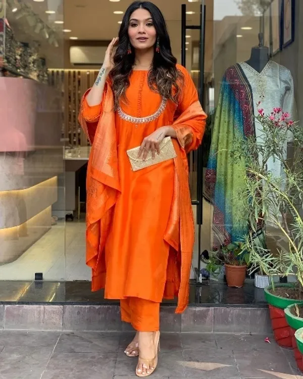 Orange_Cotton_Embroidered_Kurta_Set_For_Women