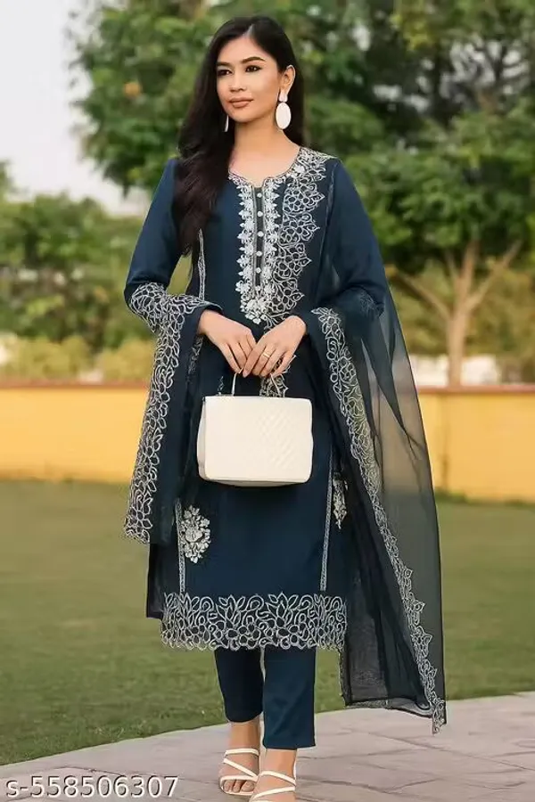 Navy_Blue_Cotton_Embroidered_Kurti_Set_For_Women