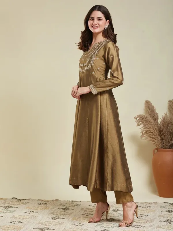 Golden_Cotton_Embroidered_Anarkali_Kurta_Set_For_Women