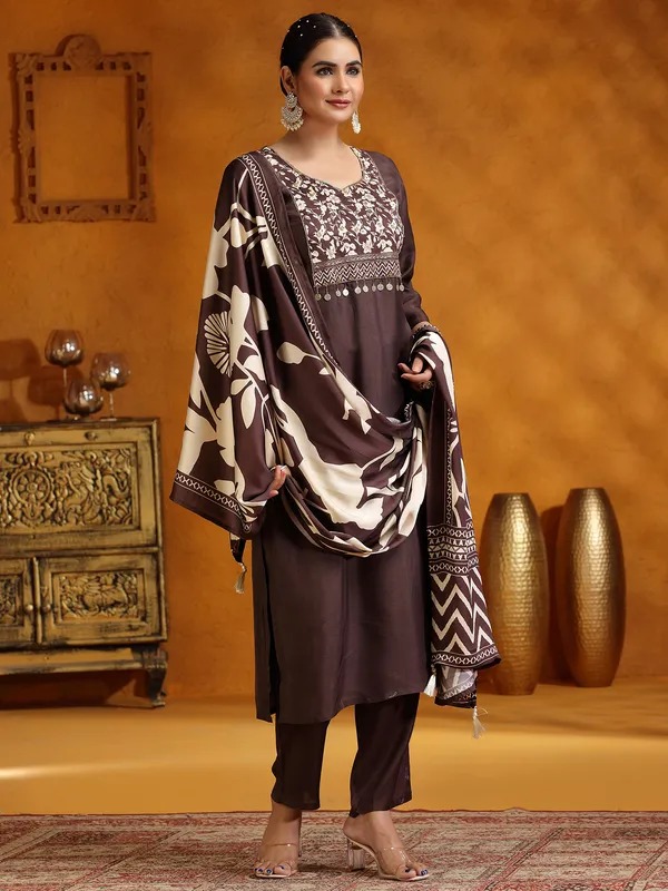 Brown_Cotton_Embroidered_Salwar_Suit_Set_For_Women