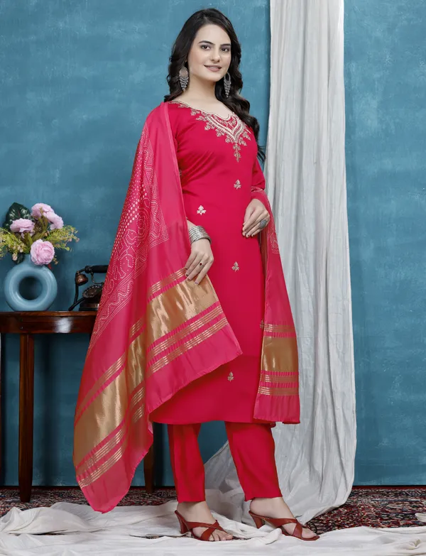 Red_Cotton_Embroidered_Kurta_Set_For_Women