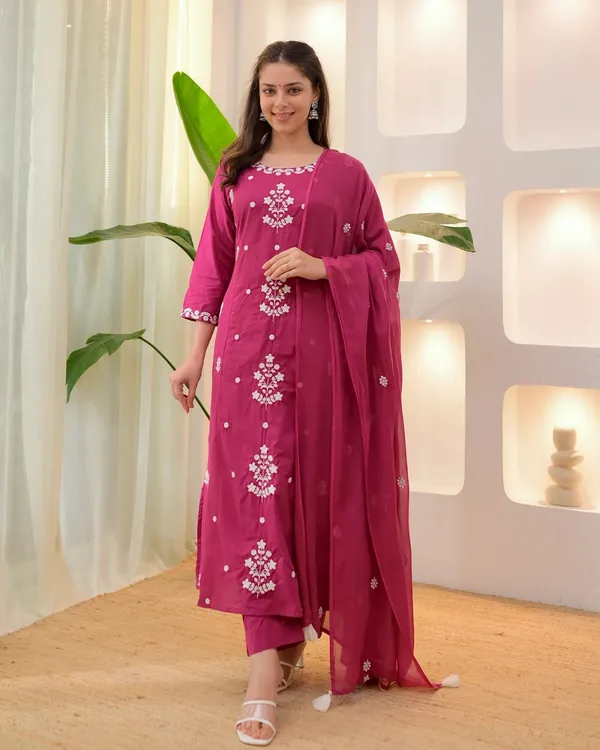 Tiru-Pink-Varni_House