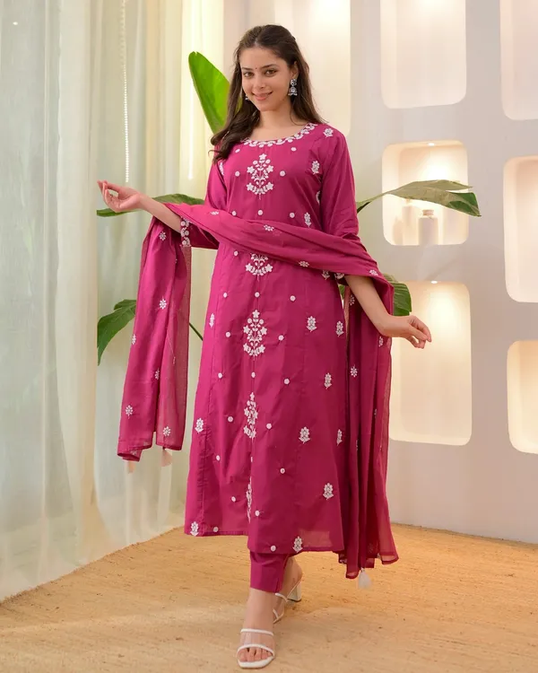 Tiru-Pink-Varni_House
