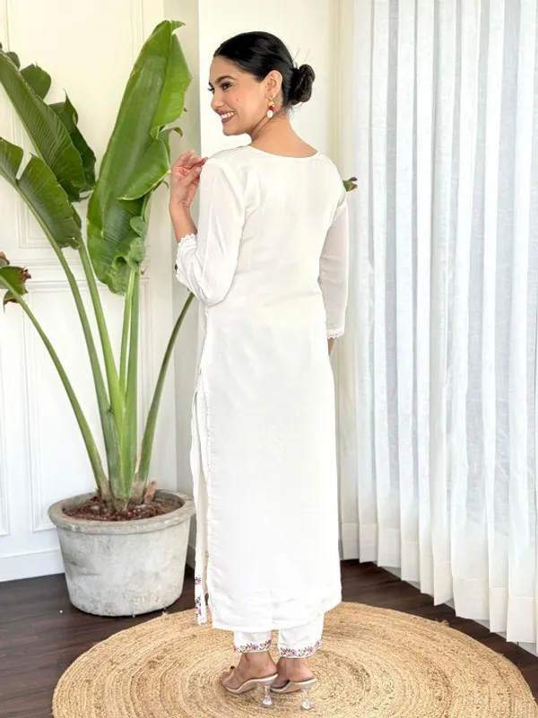 White_Cotton_Embroidered_Kurta_Set_With_Dupatta_For_Women