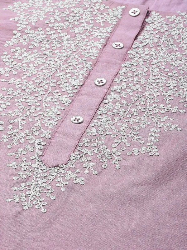 Pink_Cotton_Embroidered_Kurta_Set_For_Women