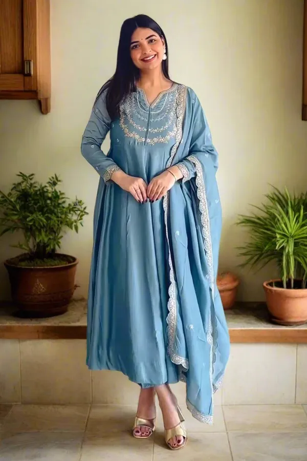 Grey_Cotton_Embroidered_Anarkali_Suit_Set_With_Dupatta_For_Women
