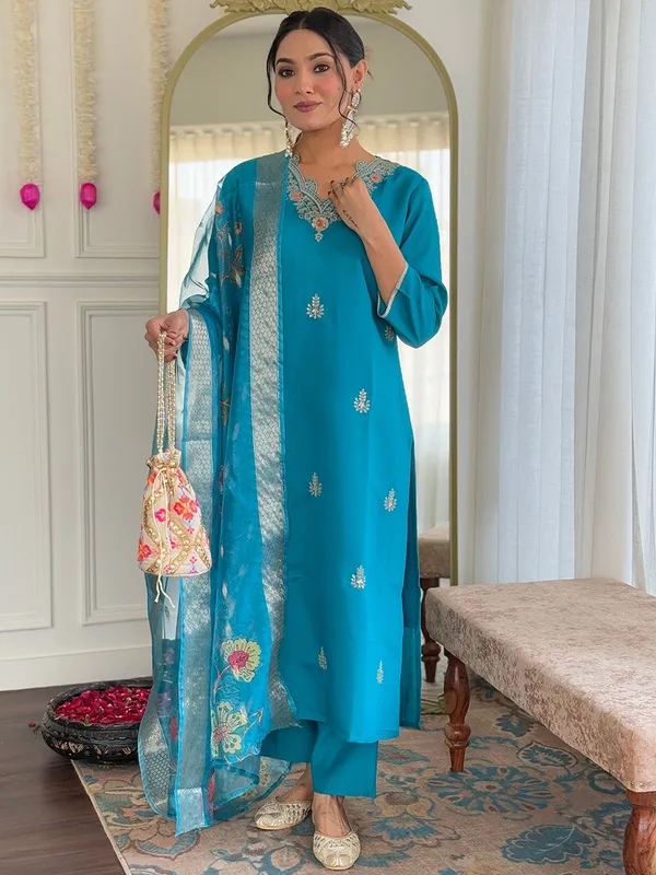 Blue_Cotton_Embroidered_Kurta_Set_With_Dupatta_For_Women