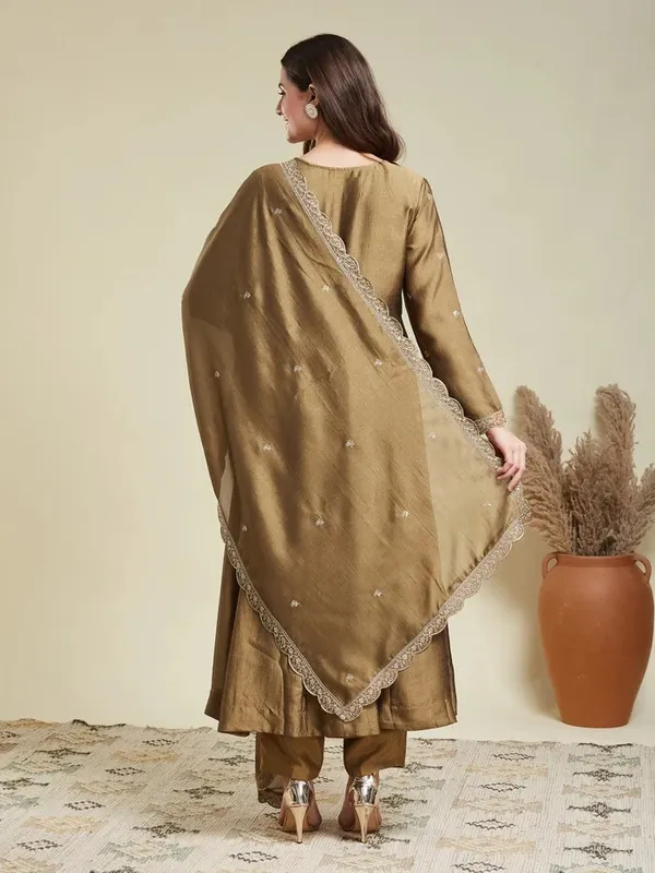 Golden_Cotton_Embroidered_Anarkali_Kurta_Set_For_Women