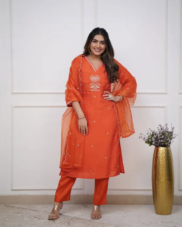 Orange_Cotton_Embroidered_Kurta_Set_For_Women