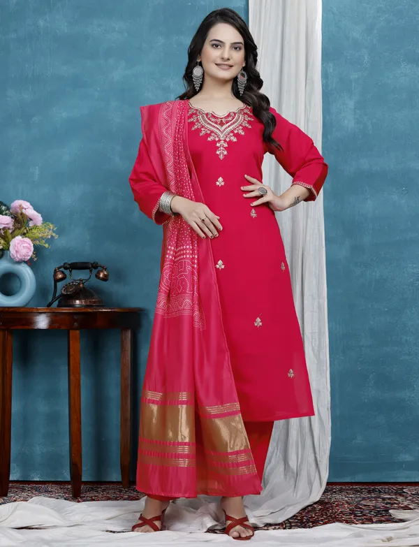 Red_Cotton_Embroidered_Kurta_Set_For_Women